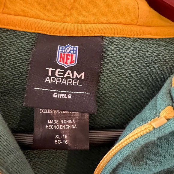 Girls Green Bay Packer Zip Hoodie - Picture 2 of 4